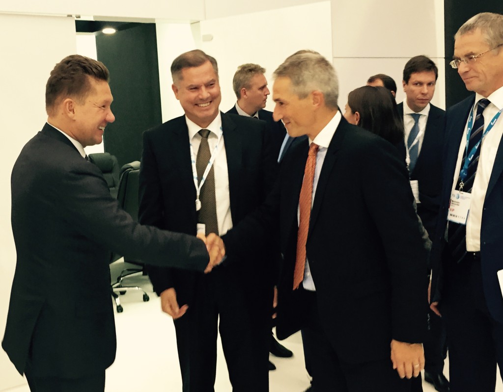Gazprom joins Global Gas Centre - Miller-Frei handshake 06 october 2015