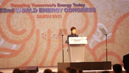 South Korean President promotes international energy cooperation