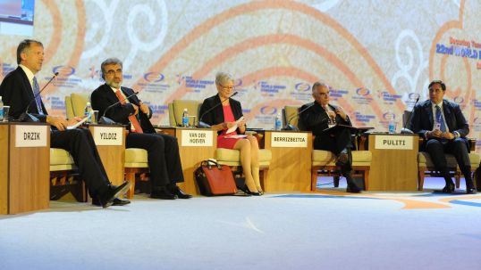 Governments and industry should cooperate to solve energy trilemma, say experts