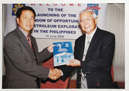 None, Philippines, 2000